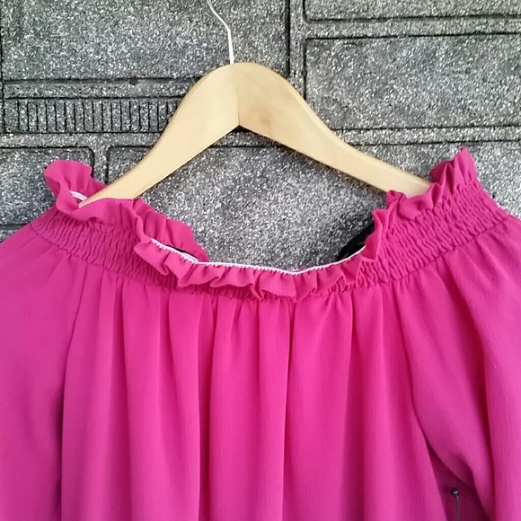 Vince Camuto
Stretch Crepe Shift Dress size 8 BNWT - Picture 2 of 7